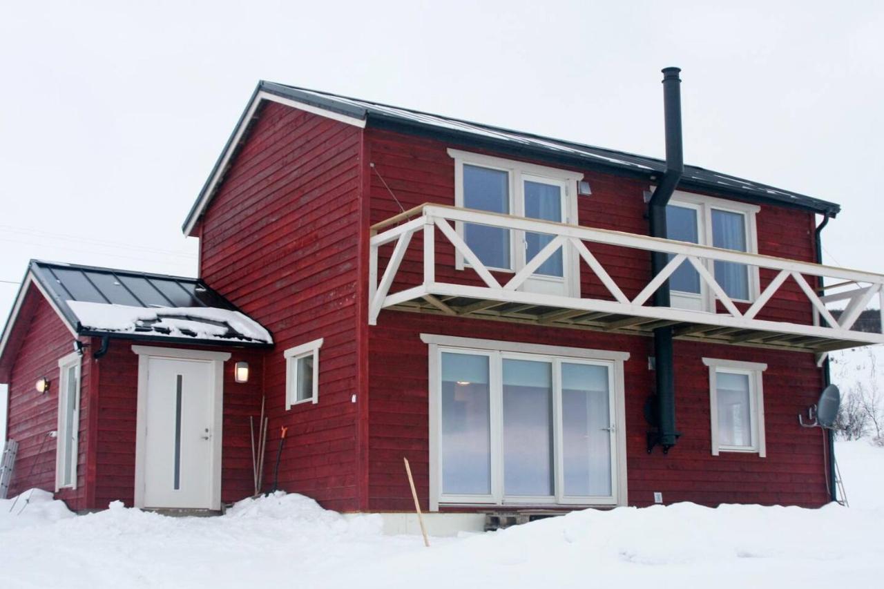 Nesseby Guesthouse Varangerbotn Екстер'єр фото